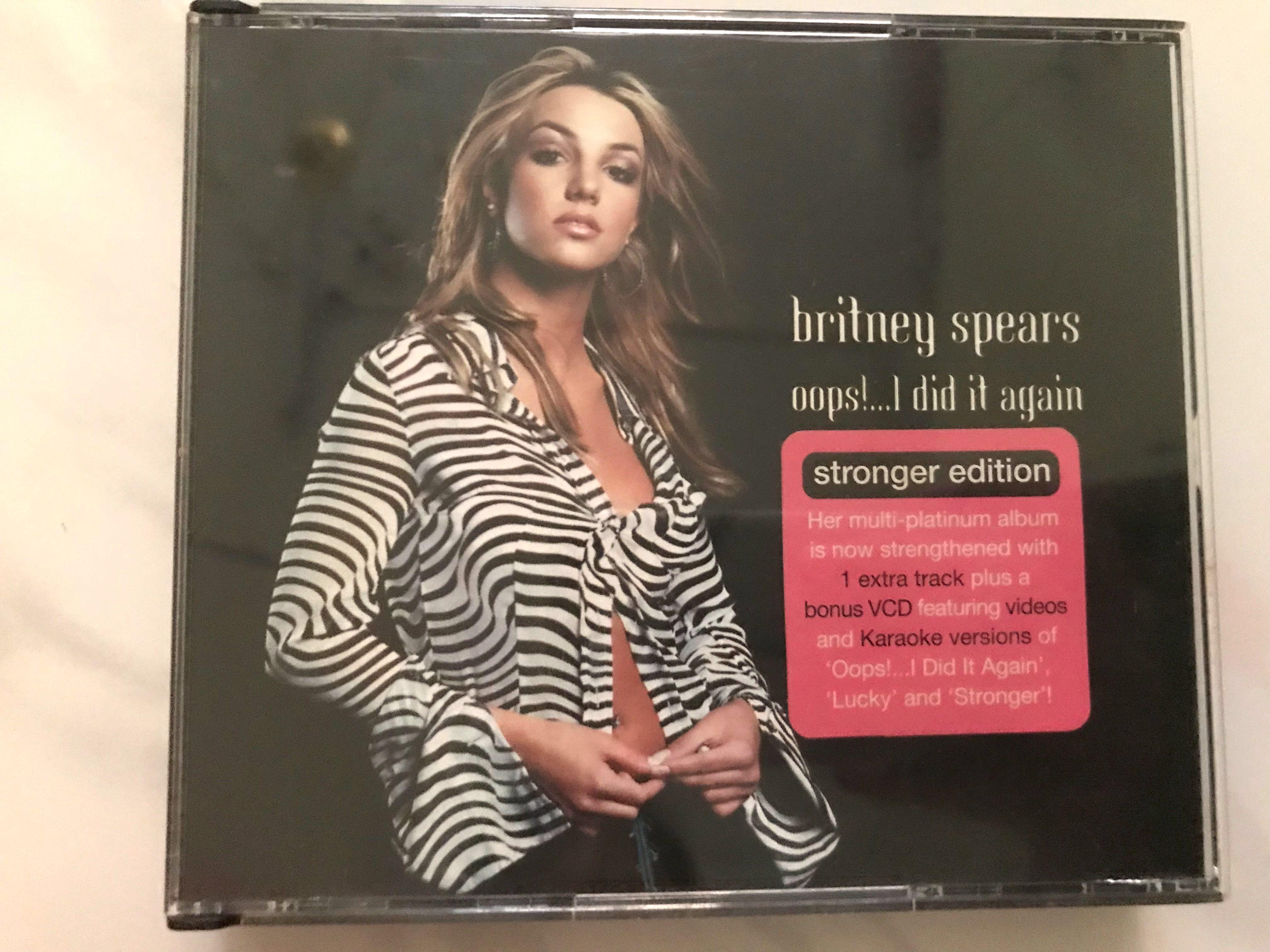 Britney Spears Oops I Did It Again Album - Timothei