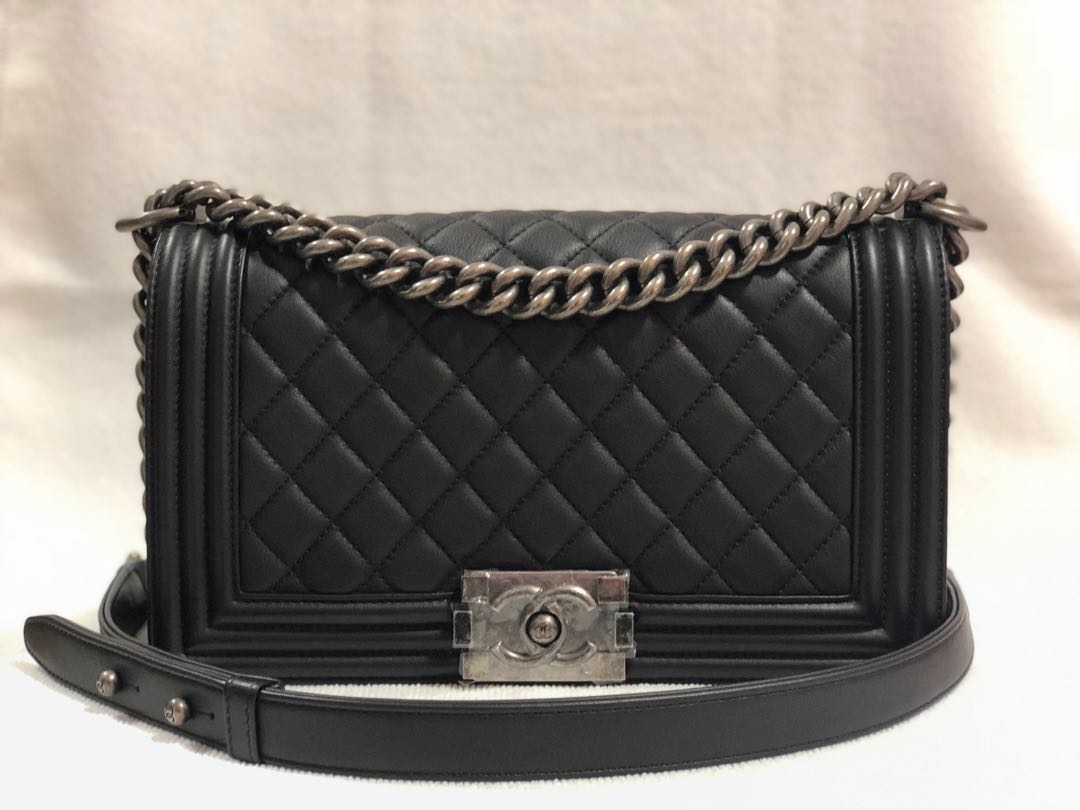 chanel calfskin quilted medium boy flap black