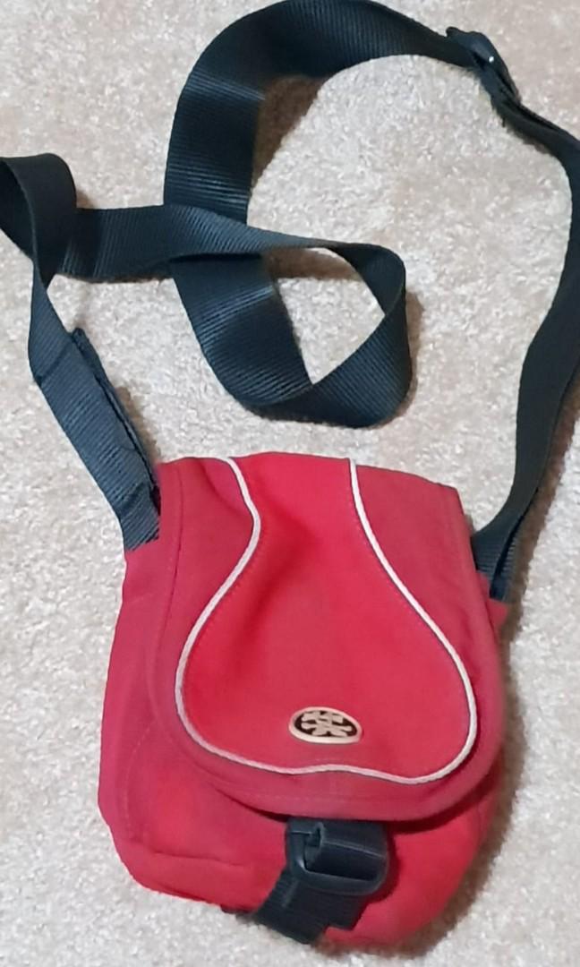 Crumpler small sling bag best sale