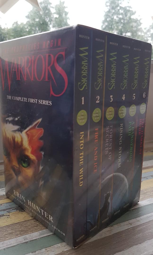 Warriors Box Set: Volumes 1 to 6: The Complete First Series by