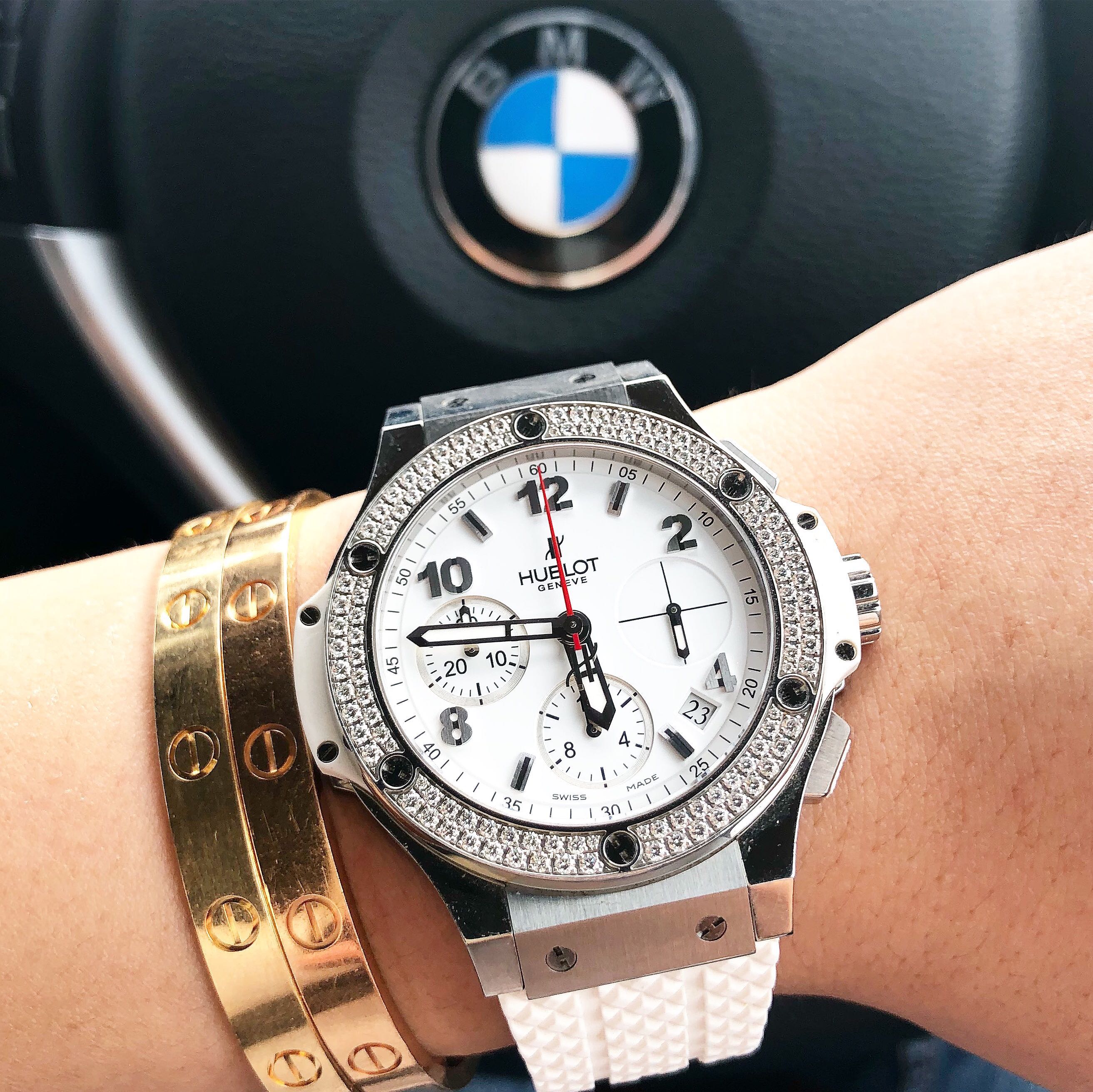 Hublot big 2025 bang white diamonds