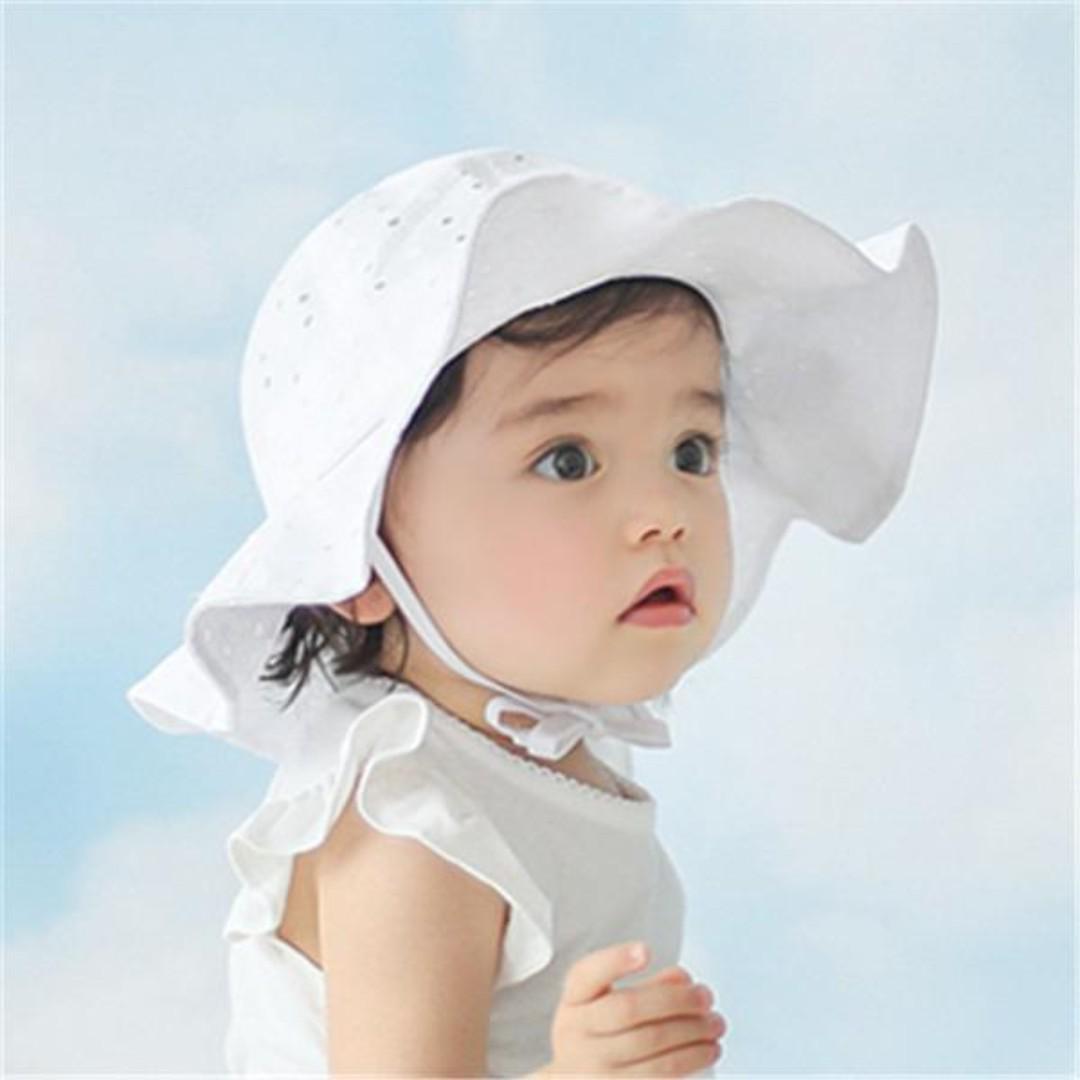 white sun hat toddler