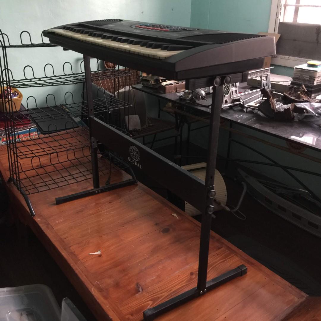 Miles Electronic Musical Keyboard with Stand, Hobbies & Toys, Music