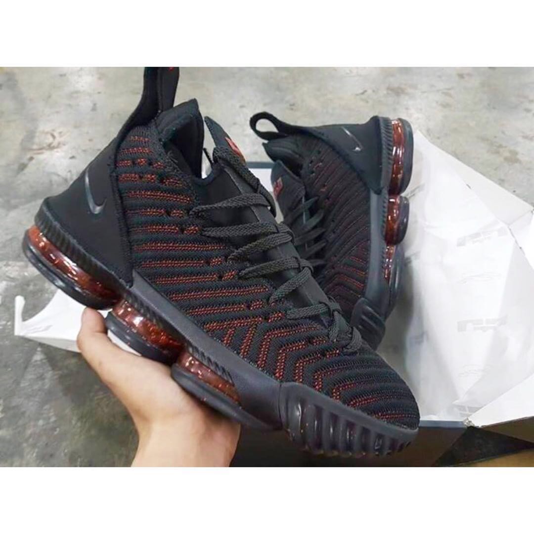 nike lebron james 16