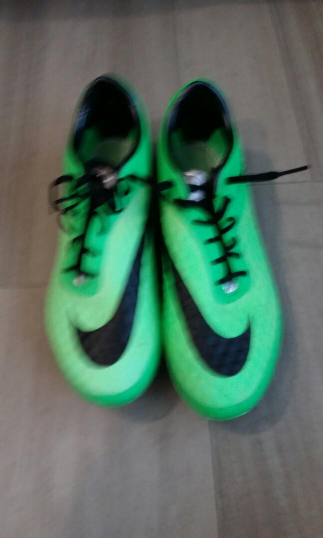 Men's Nike Phantom VSN Pro DF FG Red/Silver Boots