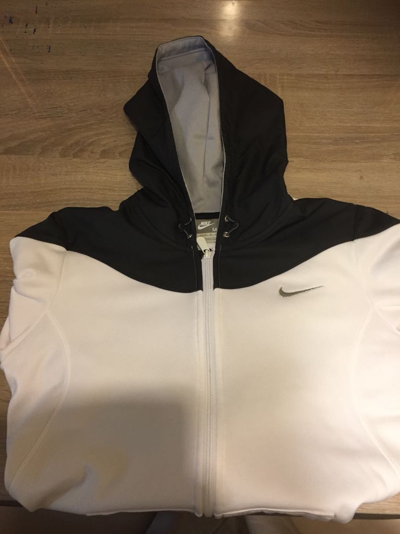 nike outlet jacket