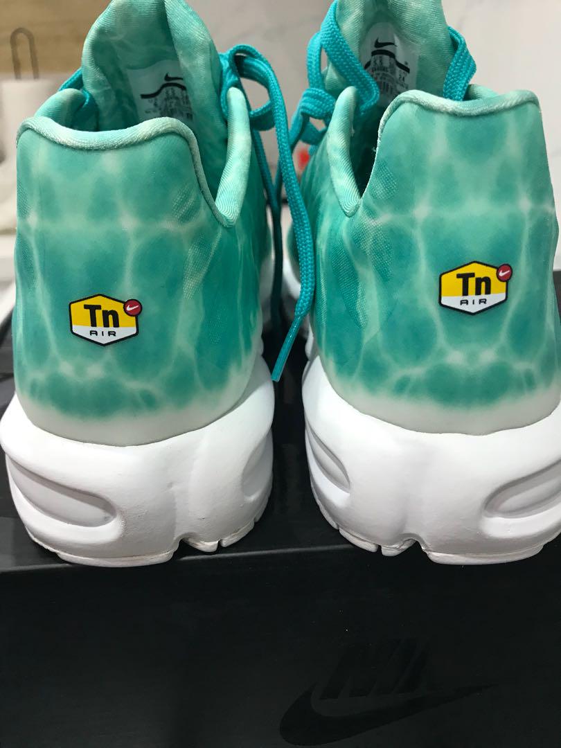 nike tn water