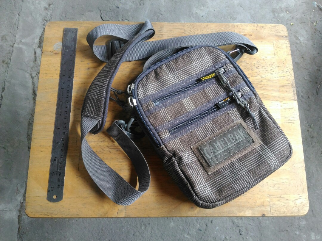 camelbak sling bag
