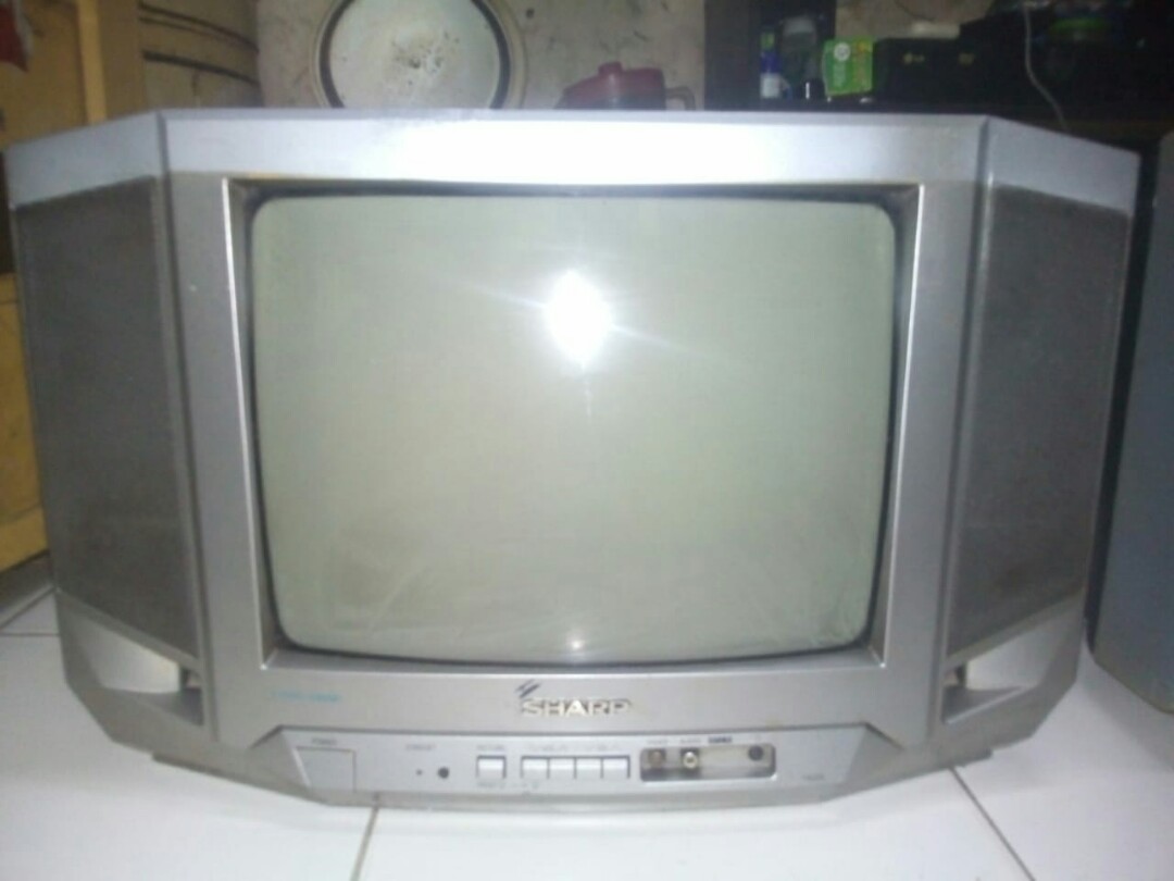 Tv Tabung SHARP 14 Inch Elektronik TV Perlengkapan Hiburan Di Carousell tv-tabung-sharp-14-inch-elektronik-tv-perlengkapan-hiburan-di-carousell