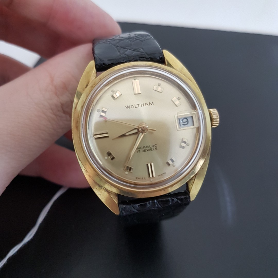 Waltham Incabloc Swiss Winding Vintage Watch Luxury Watches on