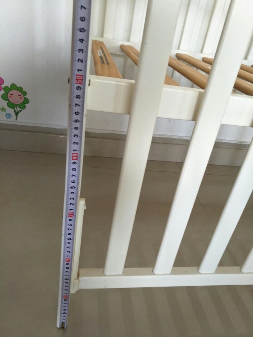 2nd hand baby cot, Babies & Kids, Baby Nursery & Kids Furniture, Cots