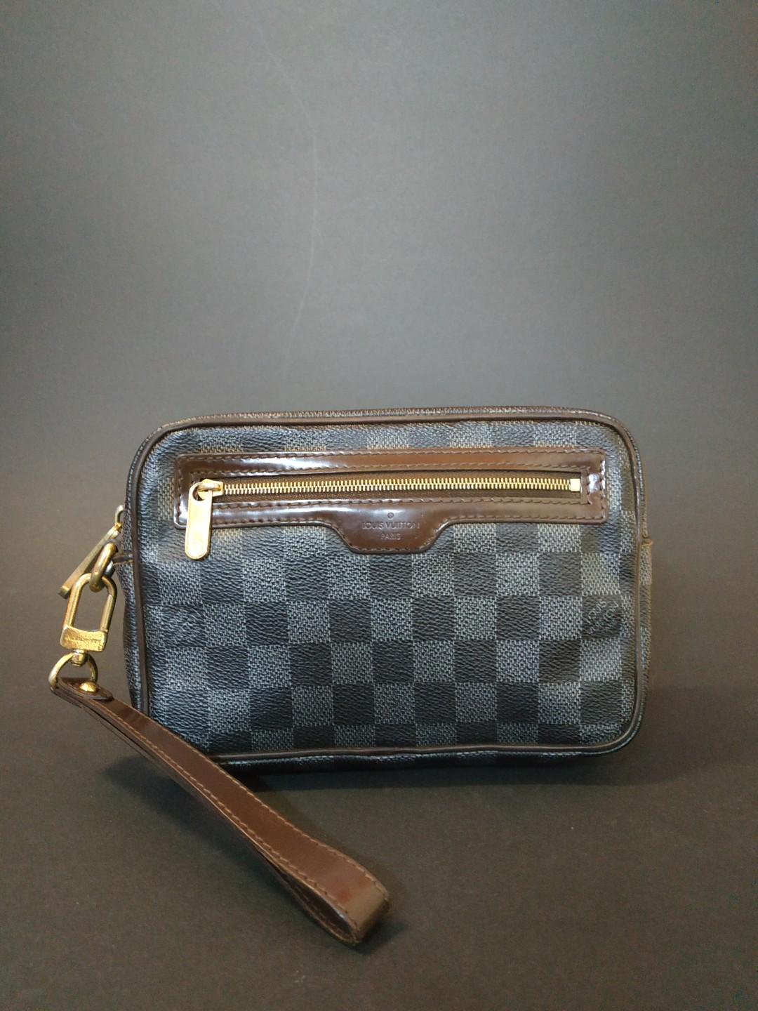 💯 Authentic Louis Vuitton Damier Pochette Billets Macao Clutch Bag,  Luxury, Bags & Wallets on Carousell