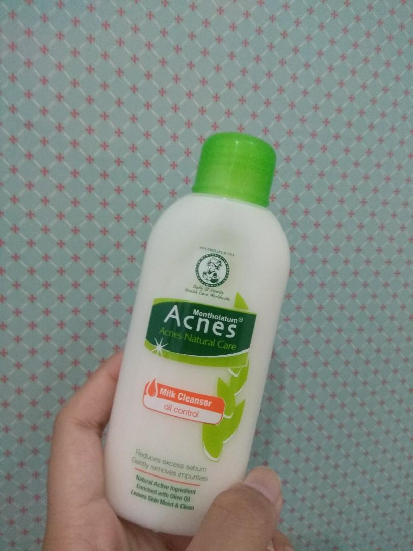 acnes oil control milk cleanser