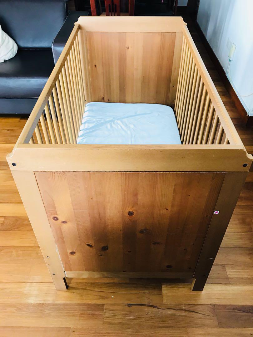 Leksvik crib top