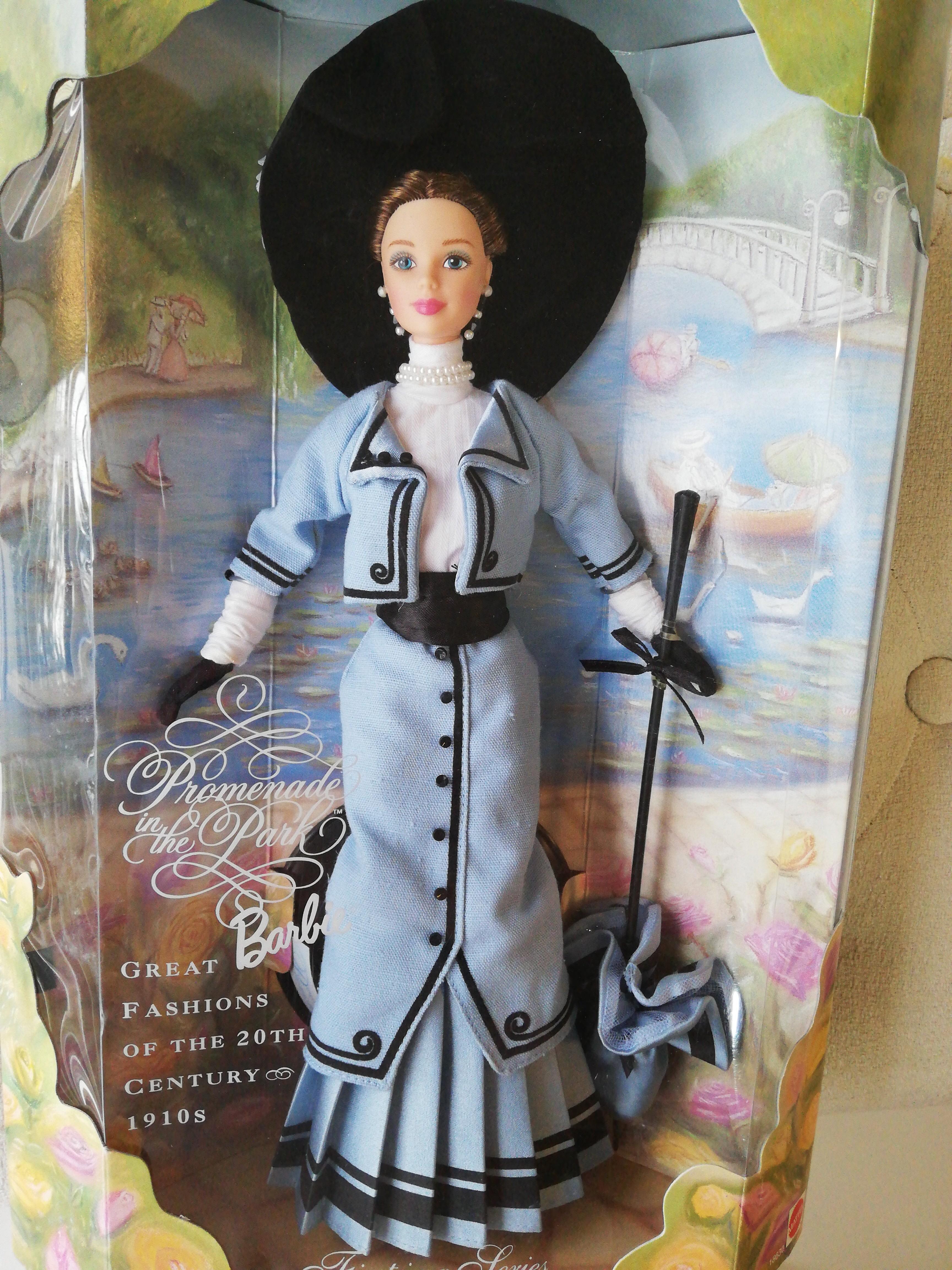 Barbie Promenade in The Park Doll Collector Edition Great Fashions