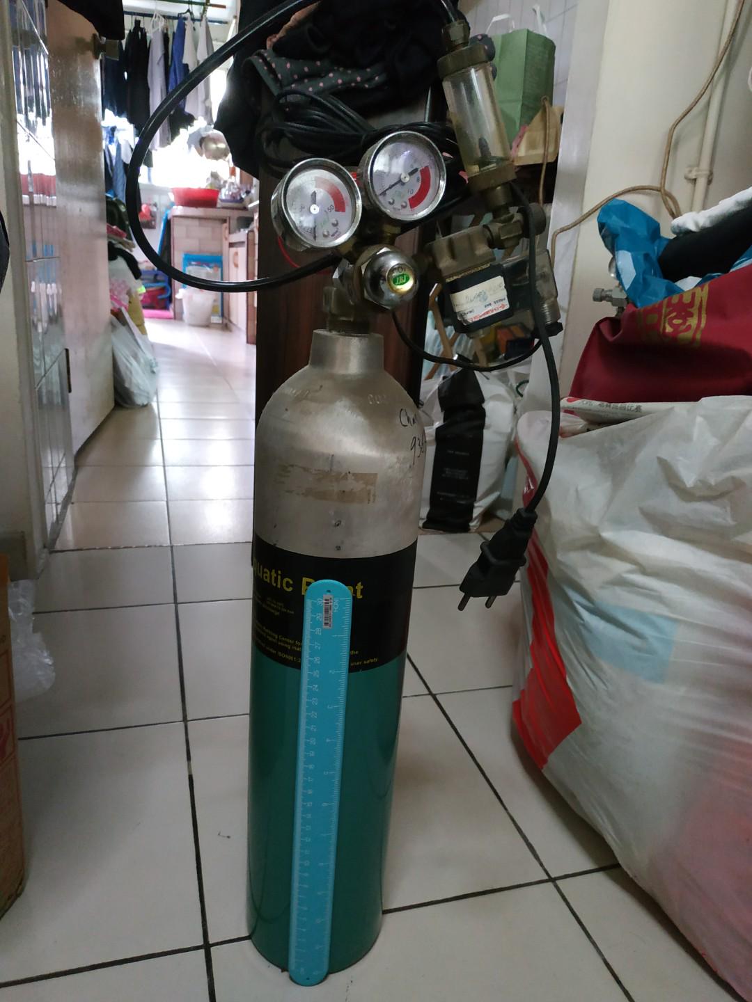 CO2 Cylinder 2kg, Pet Supplies, Pet Food on Carousell