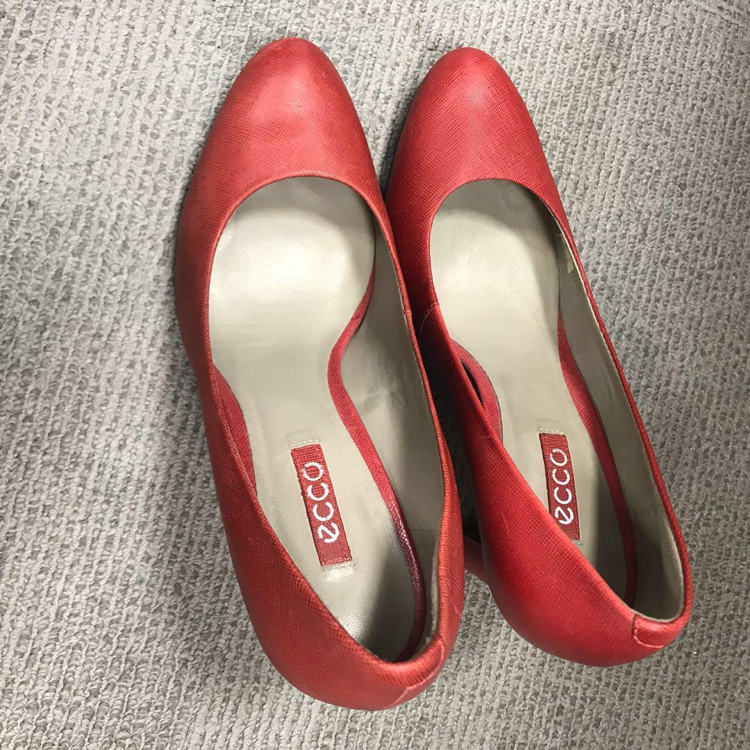 ecco heels