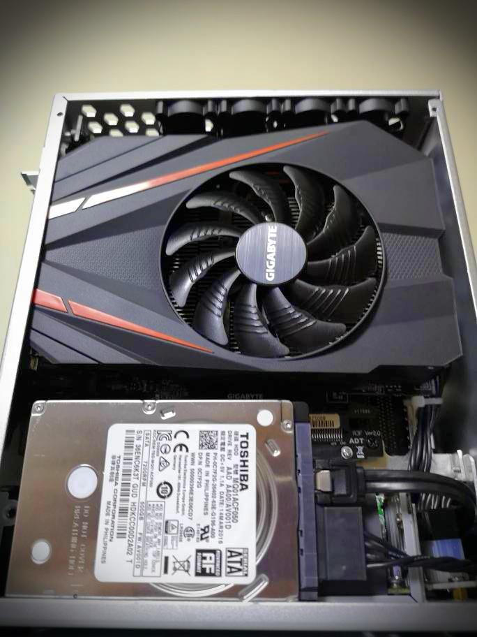 Gigabyte GTX 1080 8GB Mini ITX, Computers & Tech, Parts & Accessories