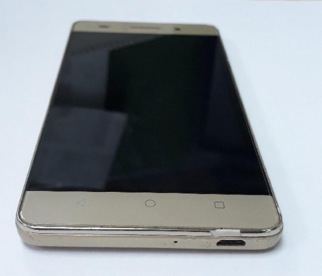 HUAWEI Honor 4c (Category: Huawei) located in Quezon City. Submitted by nanananana26 (Listing ID 186562210, Image 1). Description: Used for 11months For only 3500 No issue at ang ganda pa ng cam #caroutrade #ilovesale.