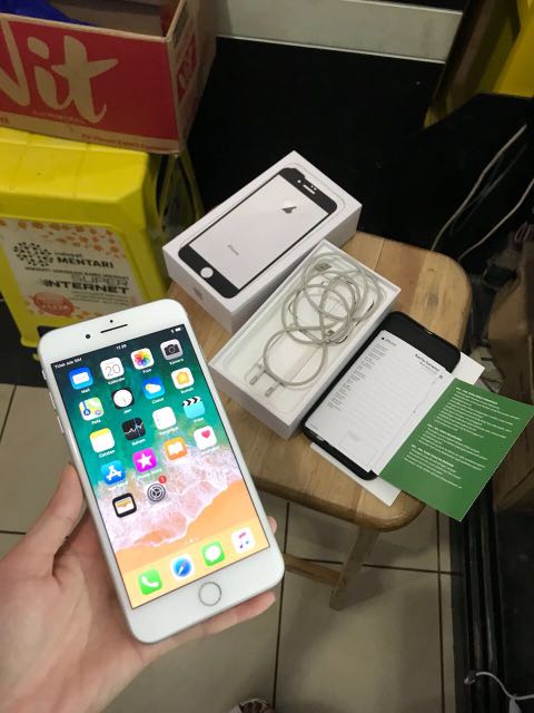 Iphone 8 Plus 64gb Ex Ibox Garansi Aktif Telepon Seluler Tablet Iphone Iphone 8 Series Di Carousell