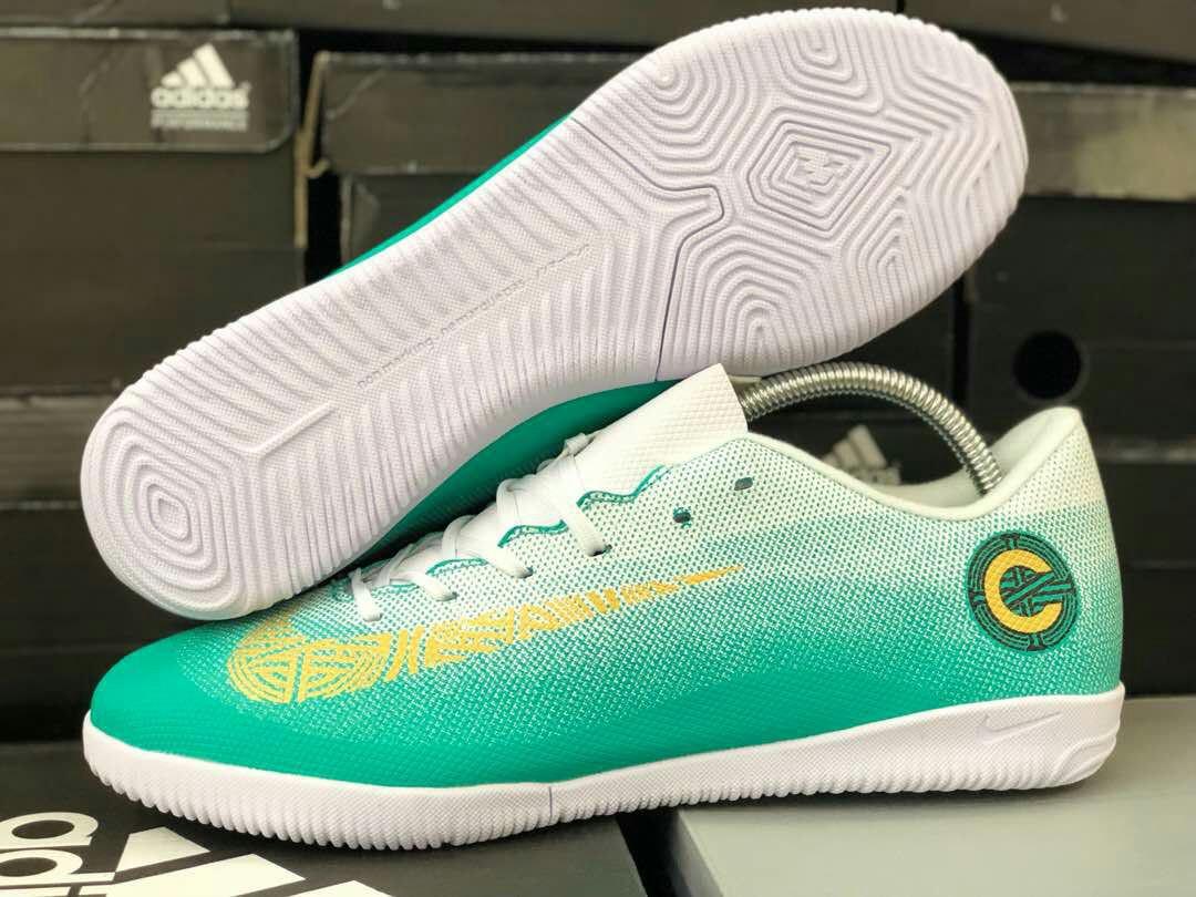 Kasut futsal best sale nike 2019