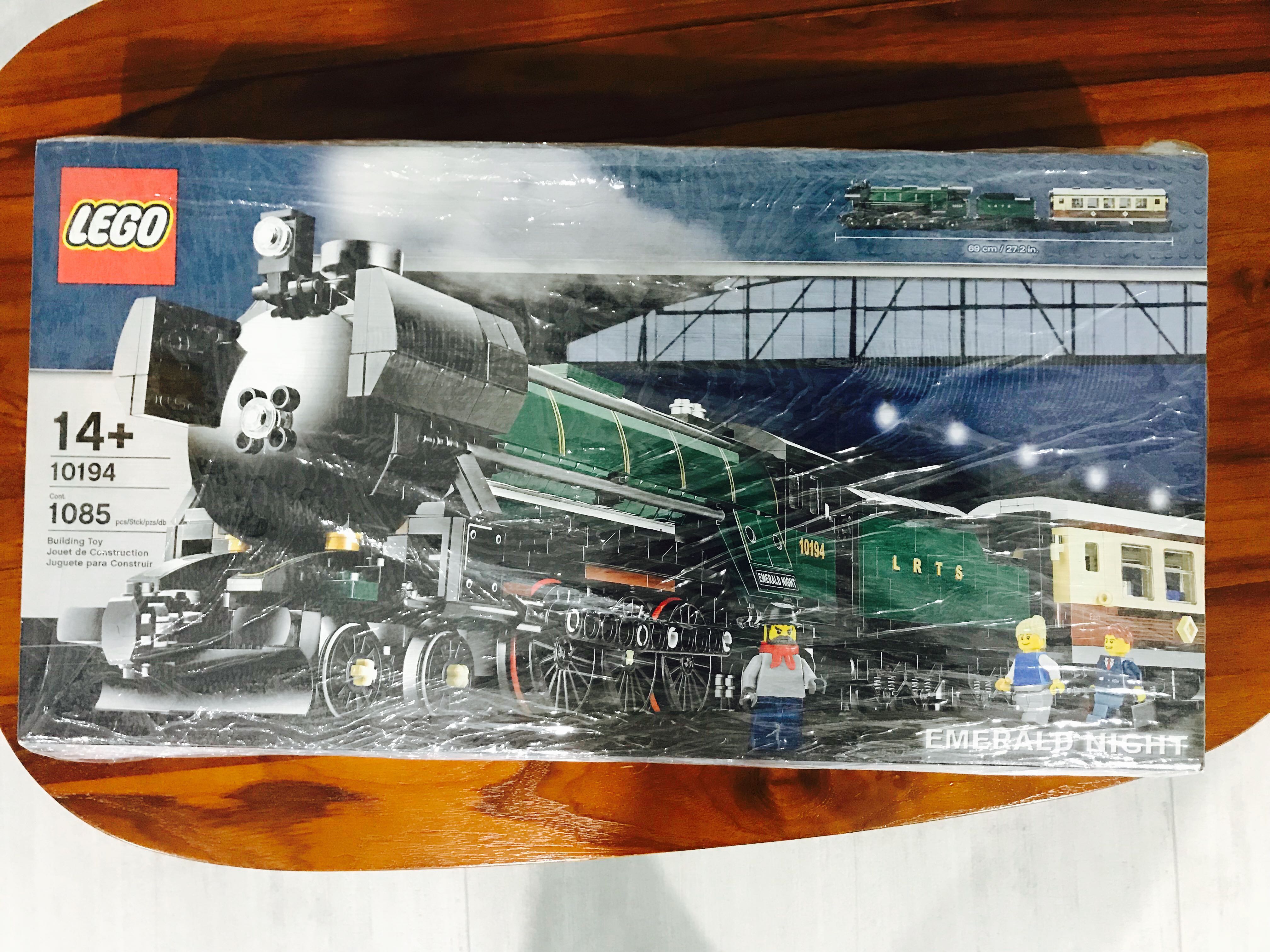Lego 10194 Emerald Night train, Hobbies & Toys, Toys & Games on Carousell