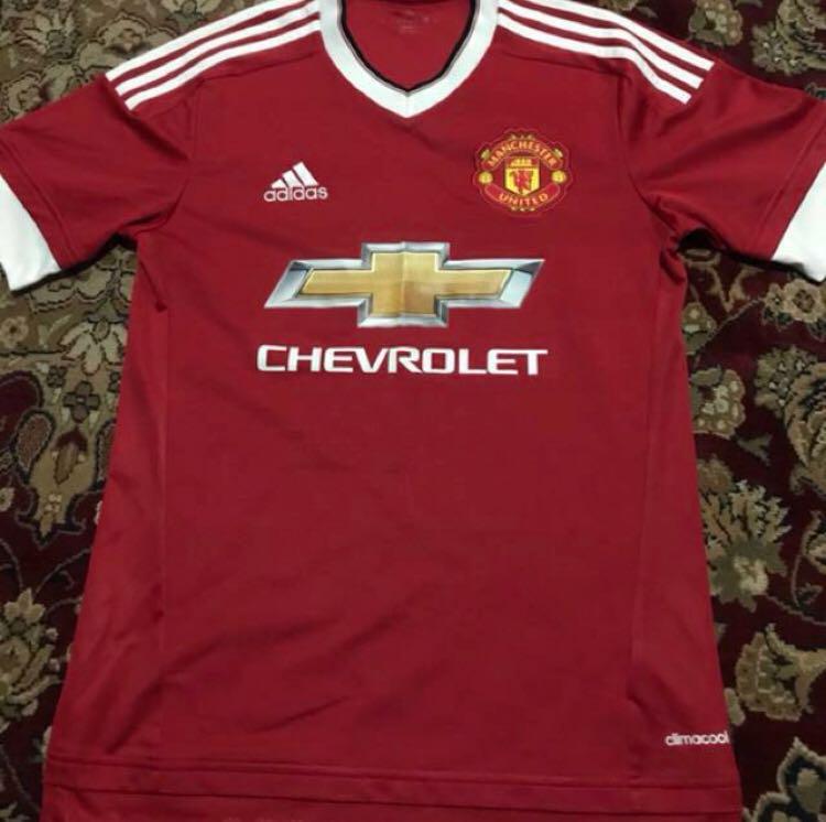 manchester united jersey lifestyle sports