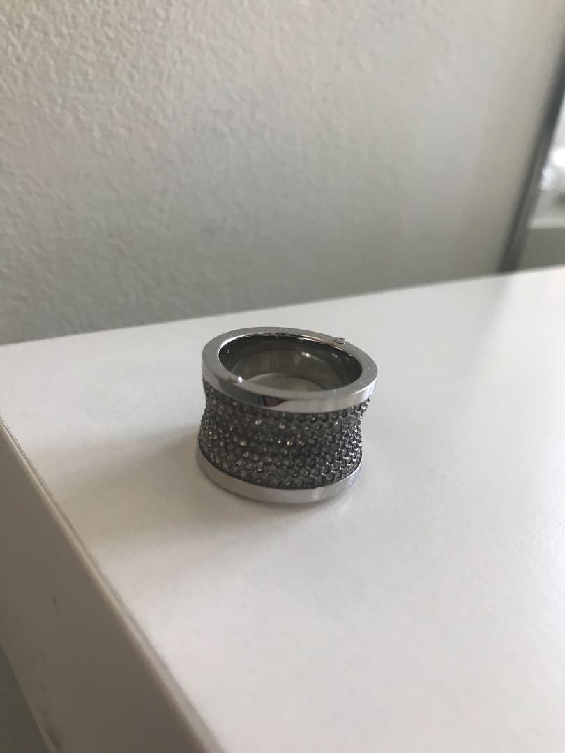 Michael Kors Ring Women S Fashion Jewellery Rings On Carousell