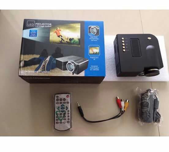 Mini projector (Category: Projectors) located in San Juan City. Submitted by dollmac (Listing ID 186555005, Image 2). Description: .