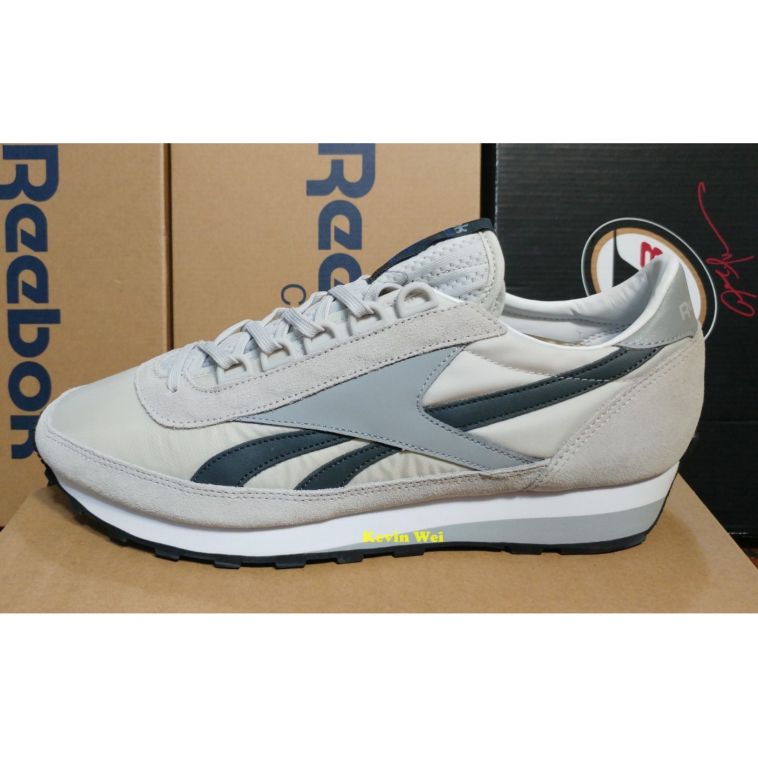 Cheap reebok aztec mens hotsell