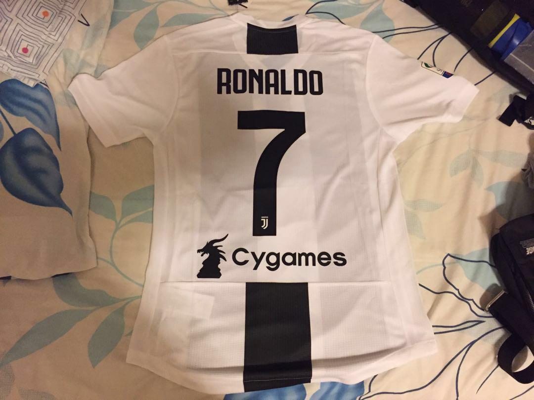 ronaldo juventus home jersey