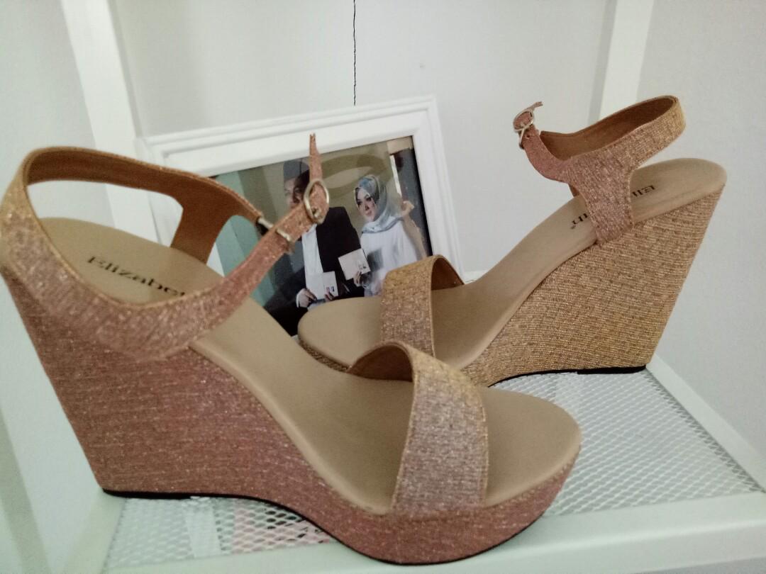 Sepatu Elizabeth Women S Fashion Women S Shoes On Carousell