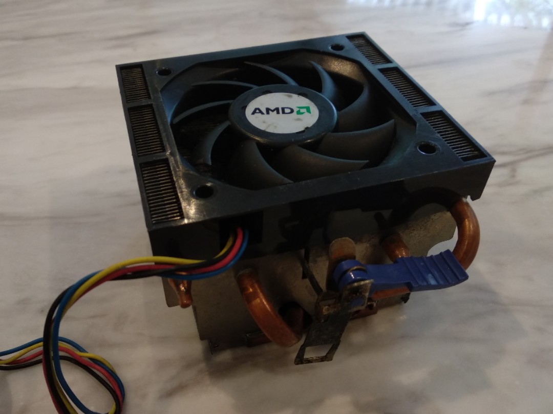 AMD CPU Heatsink with fan, Computers & Tech, Parts & Accessories