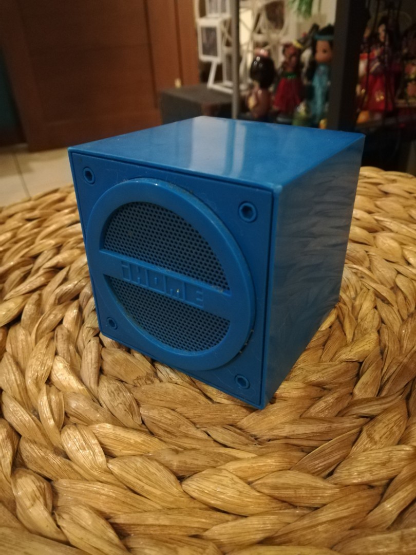 Ihome ibt16 bluetooth speaker top