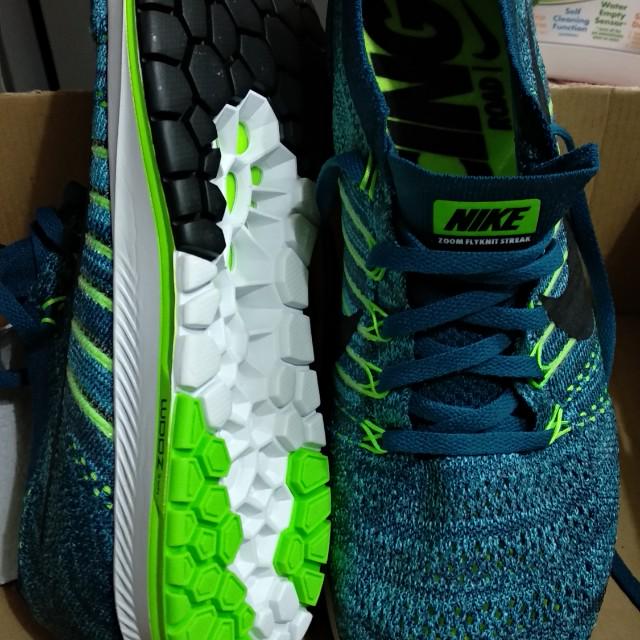 BNIB Nike Flyknit Zoom Streak 6 legion blue gamma green, Men's Fashion,  Footwear, Sneakers on Carousell