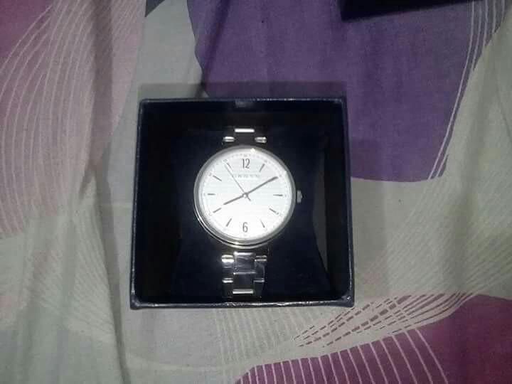 Cross watch cr8051 price sale