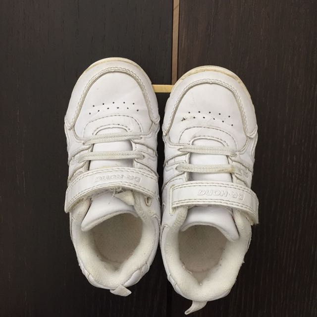 buy running shoes near me