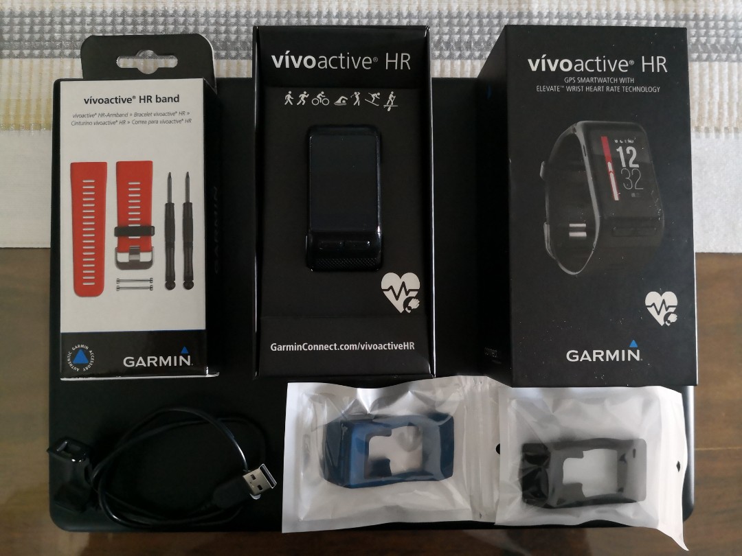 GARMIN Vivoactive HR full package extras
