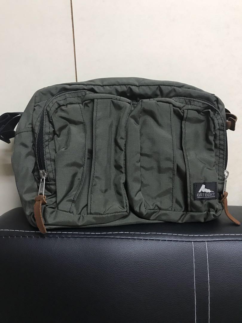 Gregory twin pocket top shoulder bag