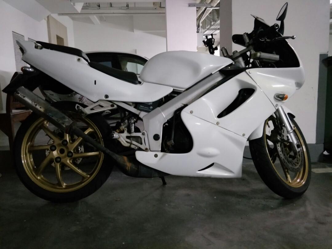 Honda Nsr 150 Sp Motorcycles Motorcycles For Sale Class 2b On Carousell