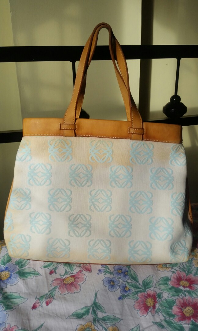 Loewe Madrid Purse Made in Spain L12, Women's Fashion, Bags & Wallets