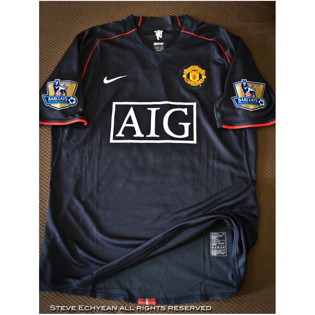 Manchester United 2007 08 Player Issue Black Pearl Kit With Paul Scholes Nameset Bpl Champion Patches Sports Sports Apparel On Carousell