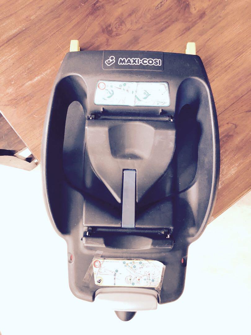 maxi cosi isofix base price