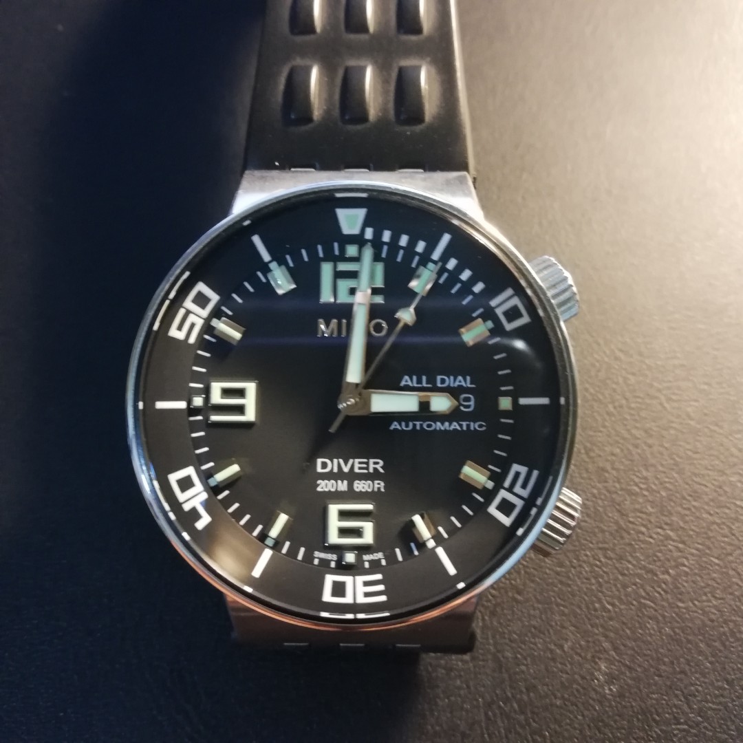 Mido all top dial diver