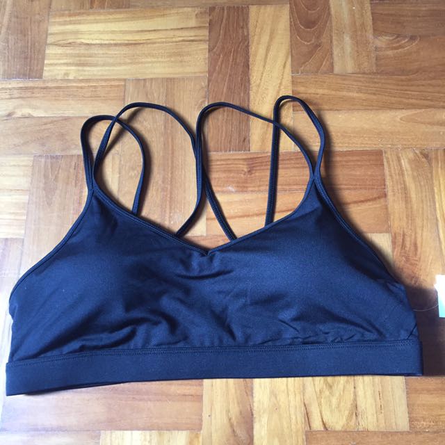 Old navy Sport Bra (size XL) *free Normal Mail*, Women's Fashion, New  Undergarments & Loungewear on Carousell