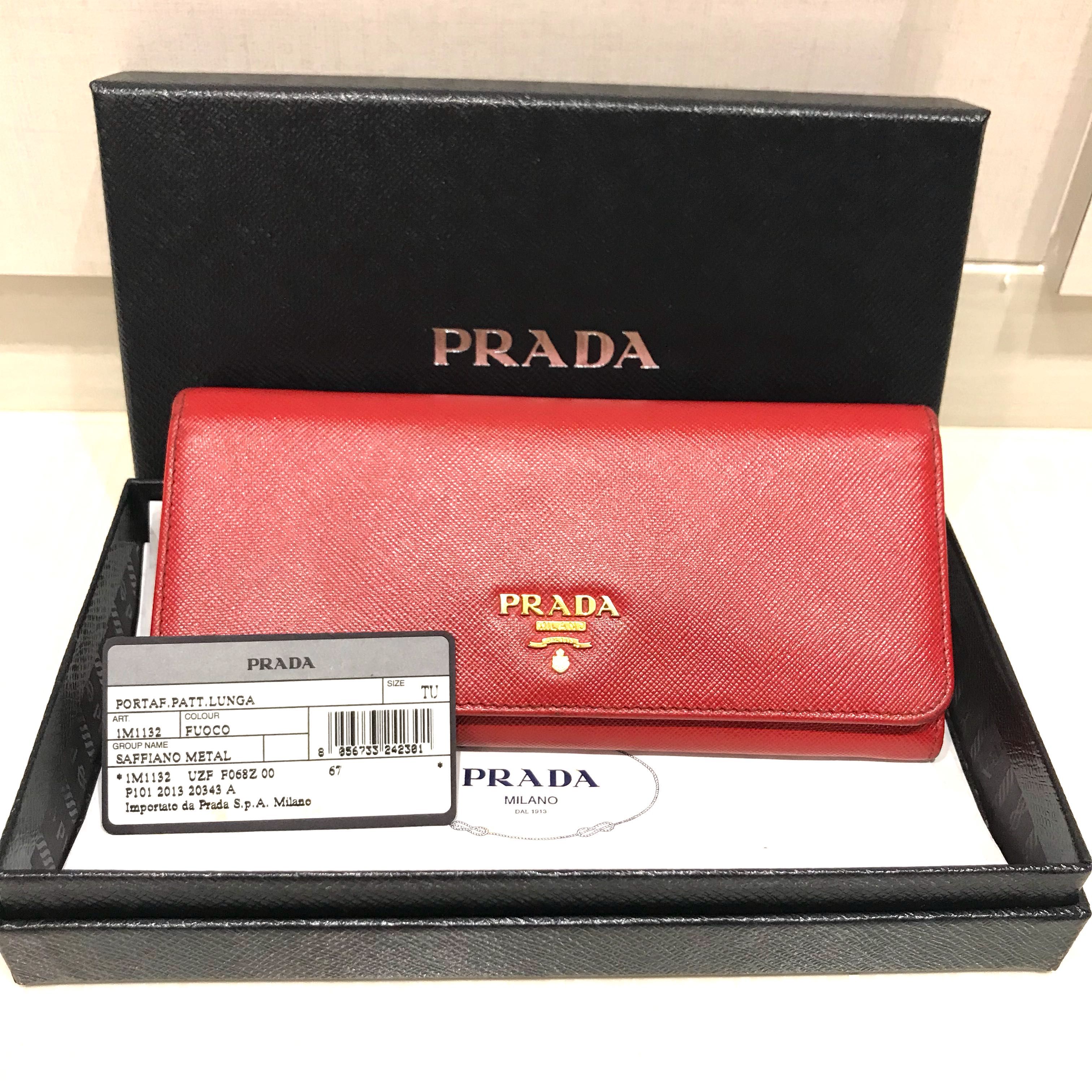 Preloved Prada Saffiano long Wallet, Luxury, Bags & Wallets on Carousell