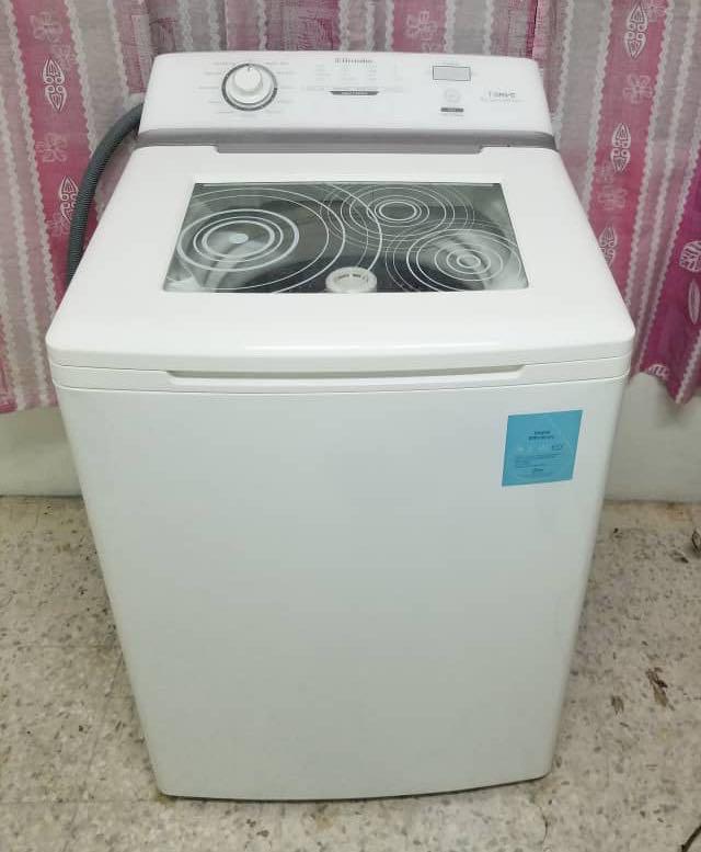 Used Electrolux T drive washer 9.0kg washing machine mesin basuh