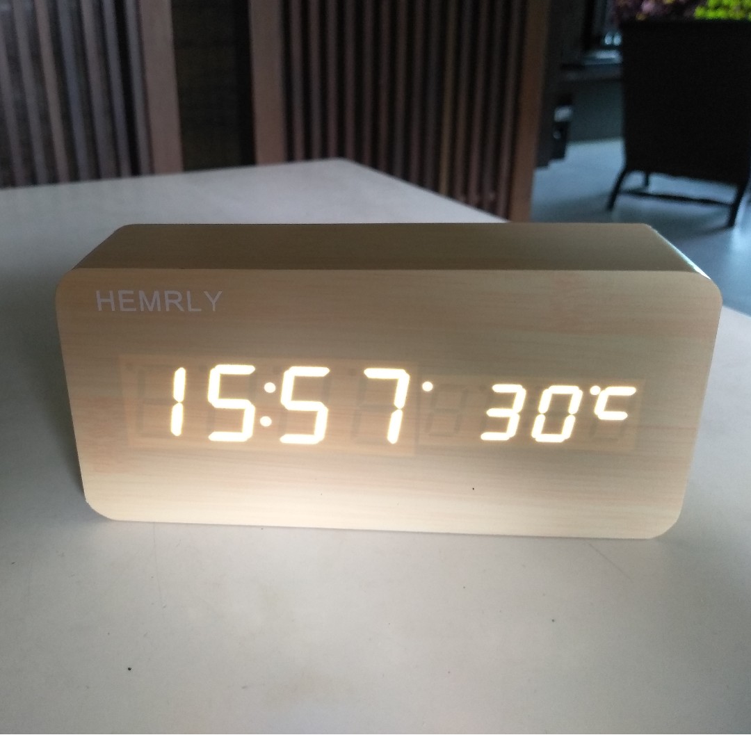 Wood Digital Clock (17 cm width x 8 cm Tall x 5 cm depth), Furniture