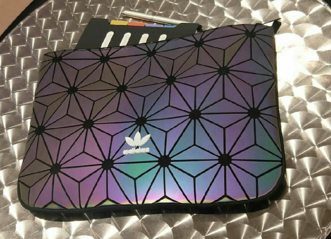 Adidas 3d shop sleeve bag