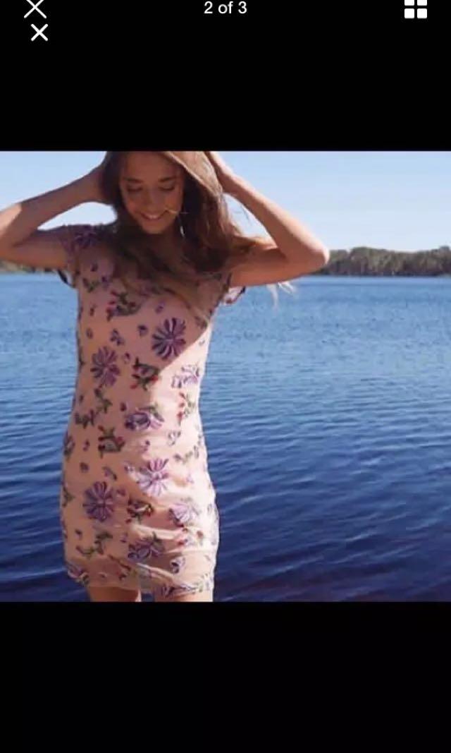 Arnhem Kiki mini dress L Women s Fashion Clothes on Carousell